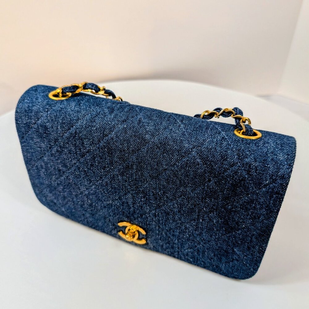 Chanel Vintage Classic Blue Denim Quilted Medium Full Flap Bag - Picture 14 of 16